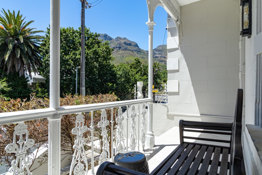 To Let 4 Bedroom Property for Rent in Oranjezicht Western Cape